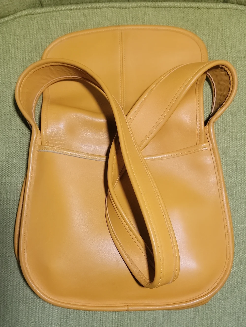 Coach Vintage Ergo Flap Mustard Yellow Crossbody Shoulder Bag